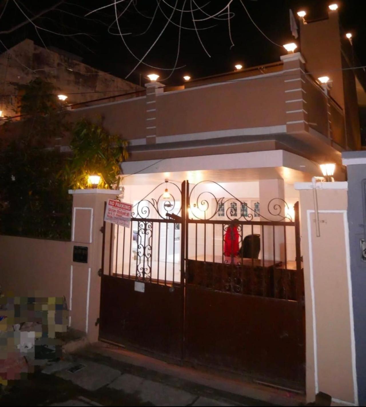 Janki Kunj Varanasi- 3 Room Home Ngoại thất bức ảnh